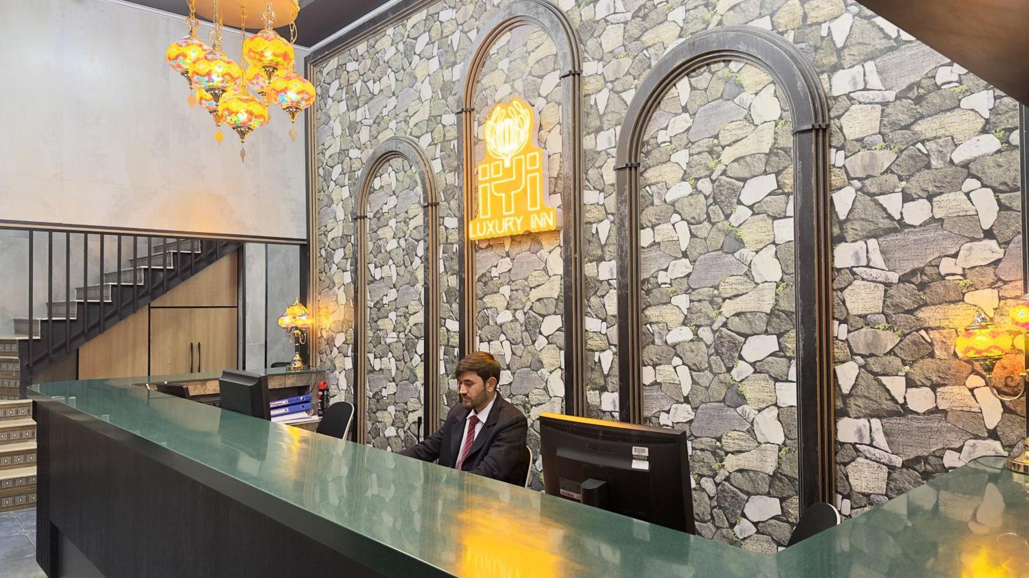 Iyi Luxury Inn Swat Saidu Sharif Zewnętrze zdjęcie