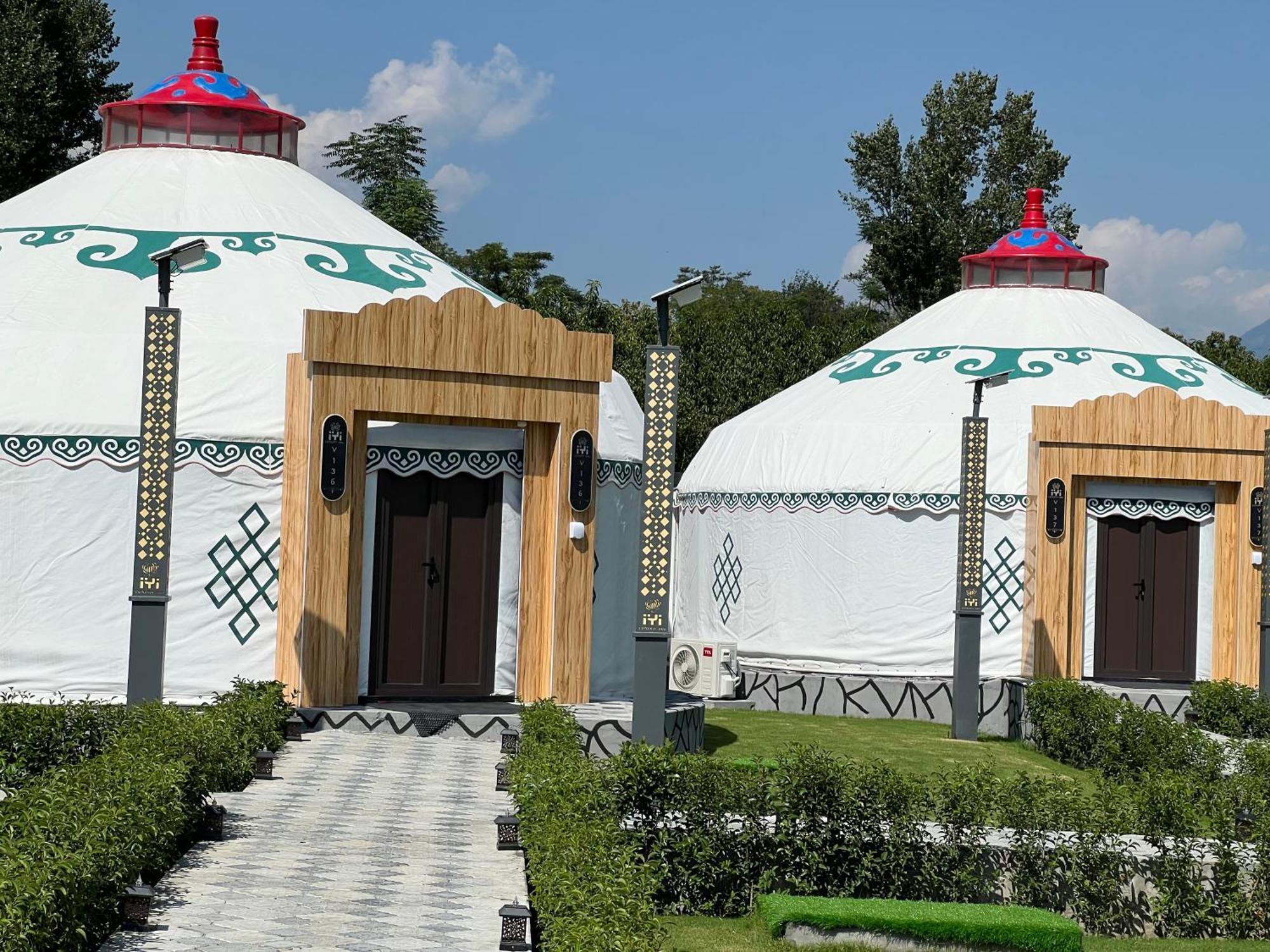Iyi Luxury Inn Swat Saidu Sharif Zewnętrze zdjęcie