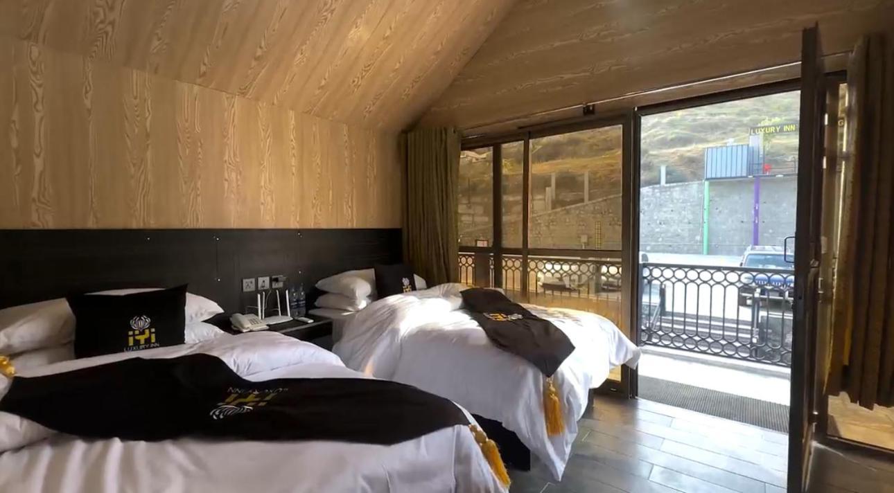 Iyi Luxury Inn Swat Saidu Sharif Zewnętrze zdjęcie