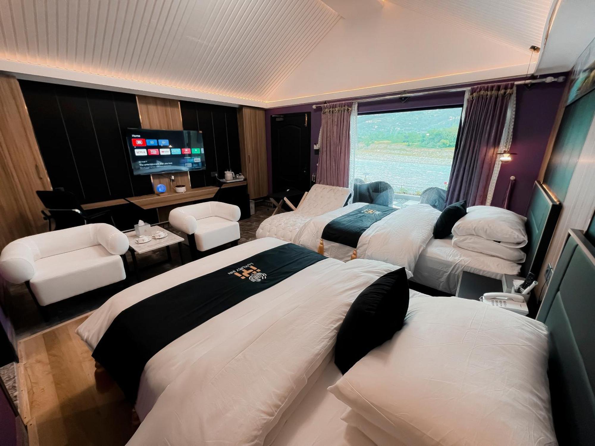 Iyi Luxury Inn Swat Saidu Sharif Zewnętrze zdjęcie